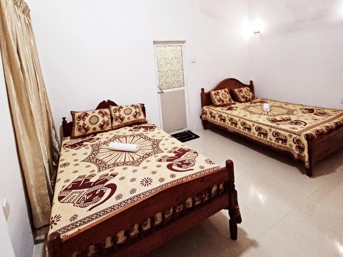 Aloevera Villa Negombo Exterior photo